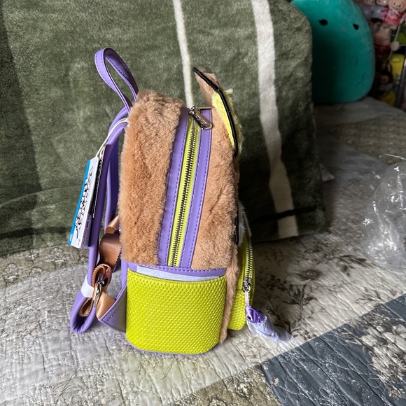 Adorable Loungefly - Lola Bunny,  new with tags - Picture 4 of 6